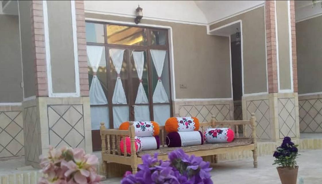 اجاره بوم گردی مادربزرگ در ورزنه