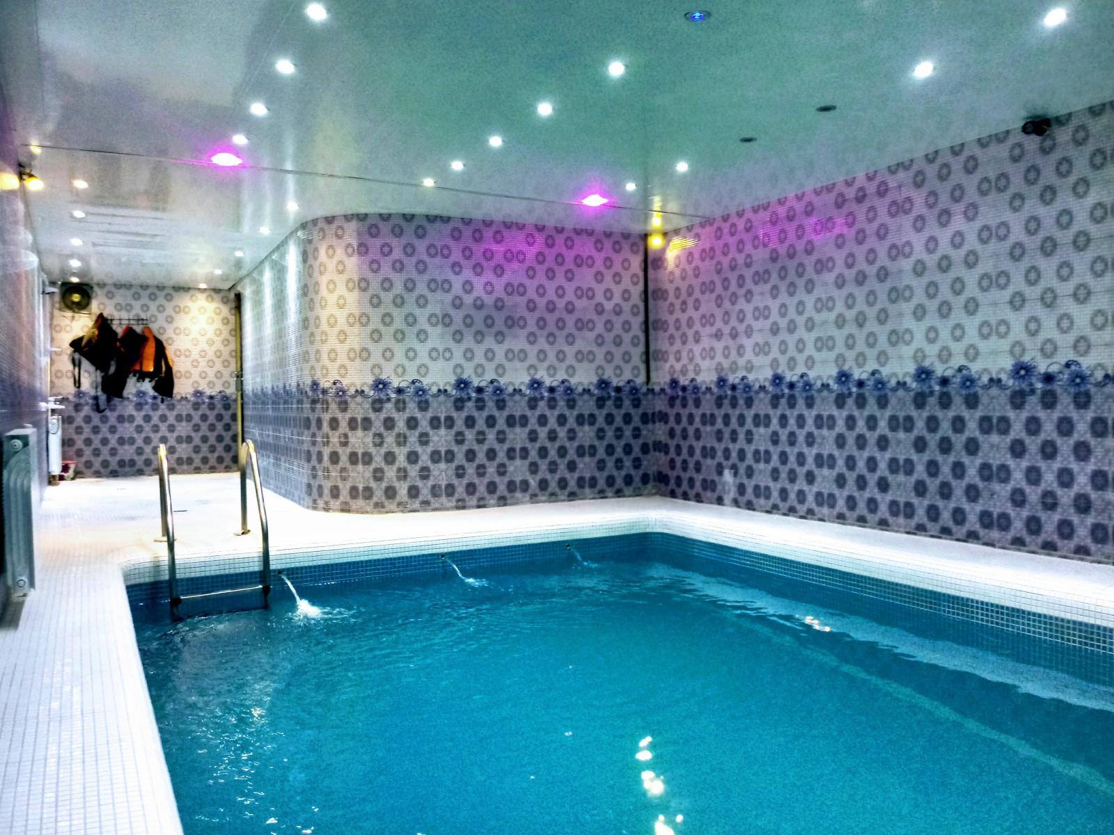 رزرو ویلا مازندران استخردار در شهرک ساحلی