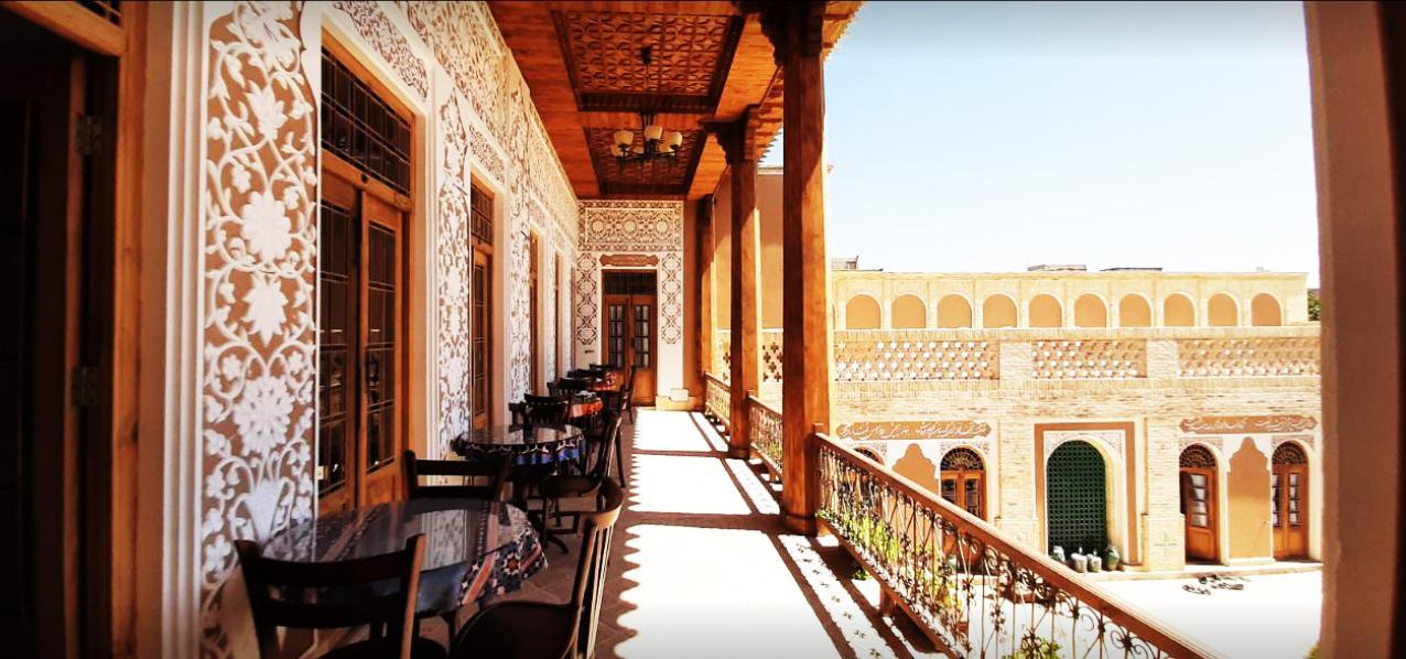 اجاره اقامتگاه عمارت عباس قلی خان در آباده