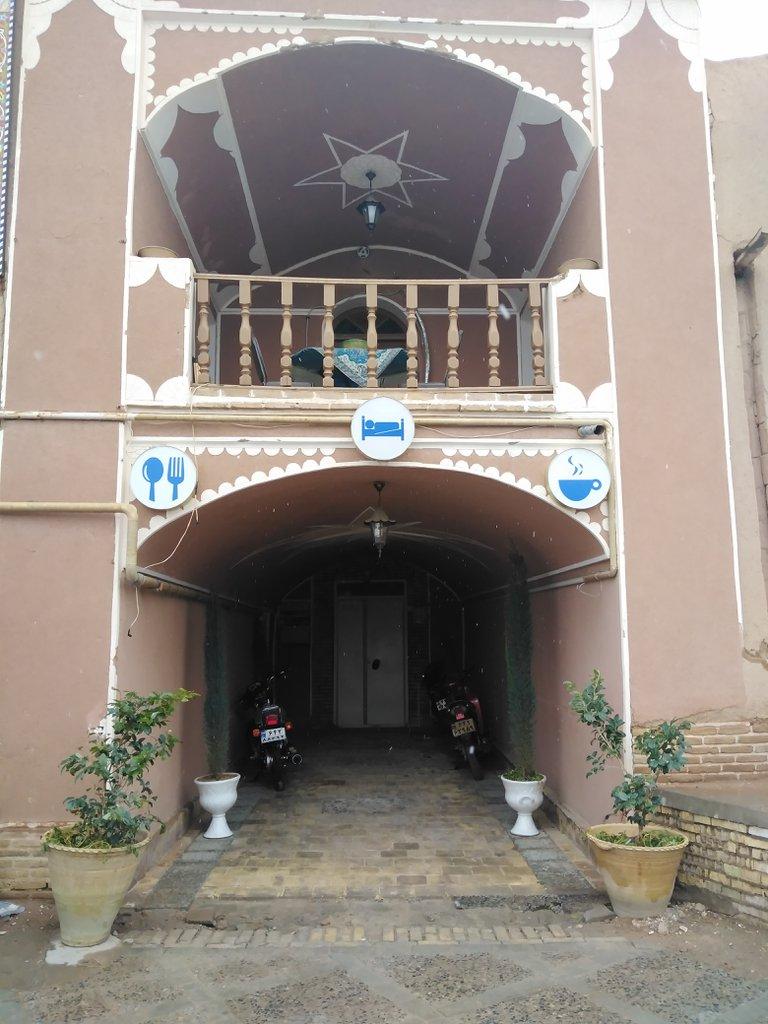 اجاره اقامتگاه سنتی یزدان گرد یزد