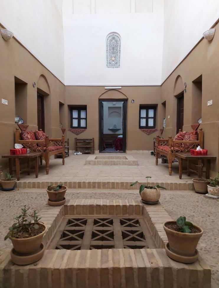 اجاره اقامتگاه بوم گردی خانه شهرزاد یزد