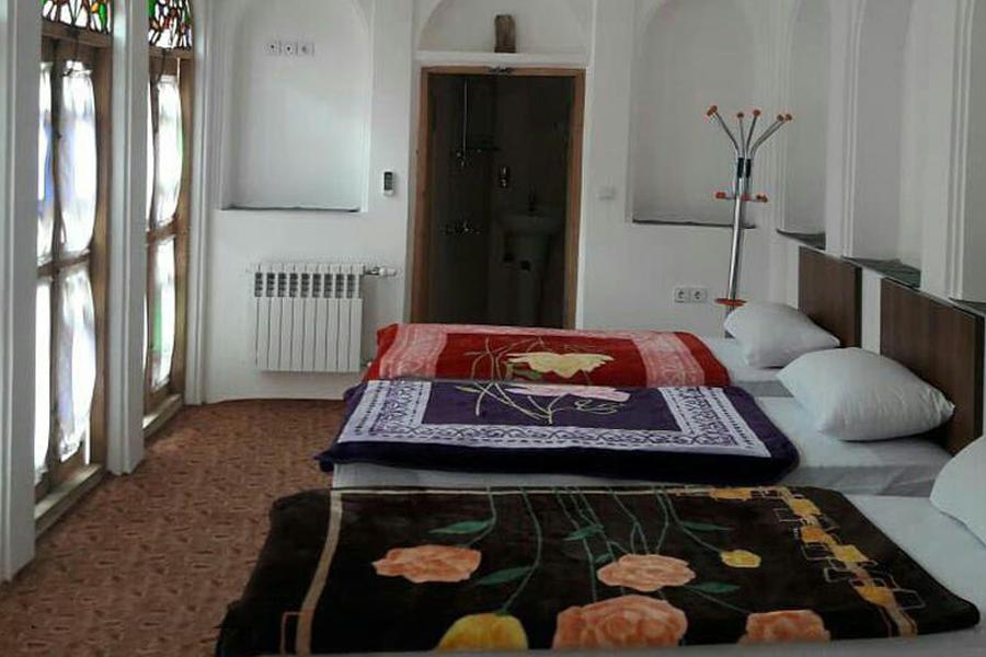 اجاره اقامتگاه سنتی سرزمین آفتاب در یزد