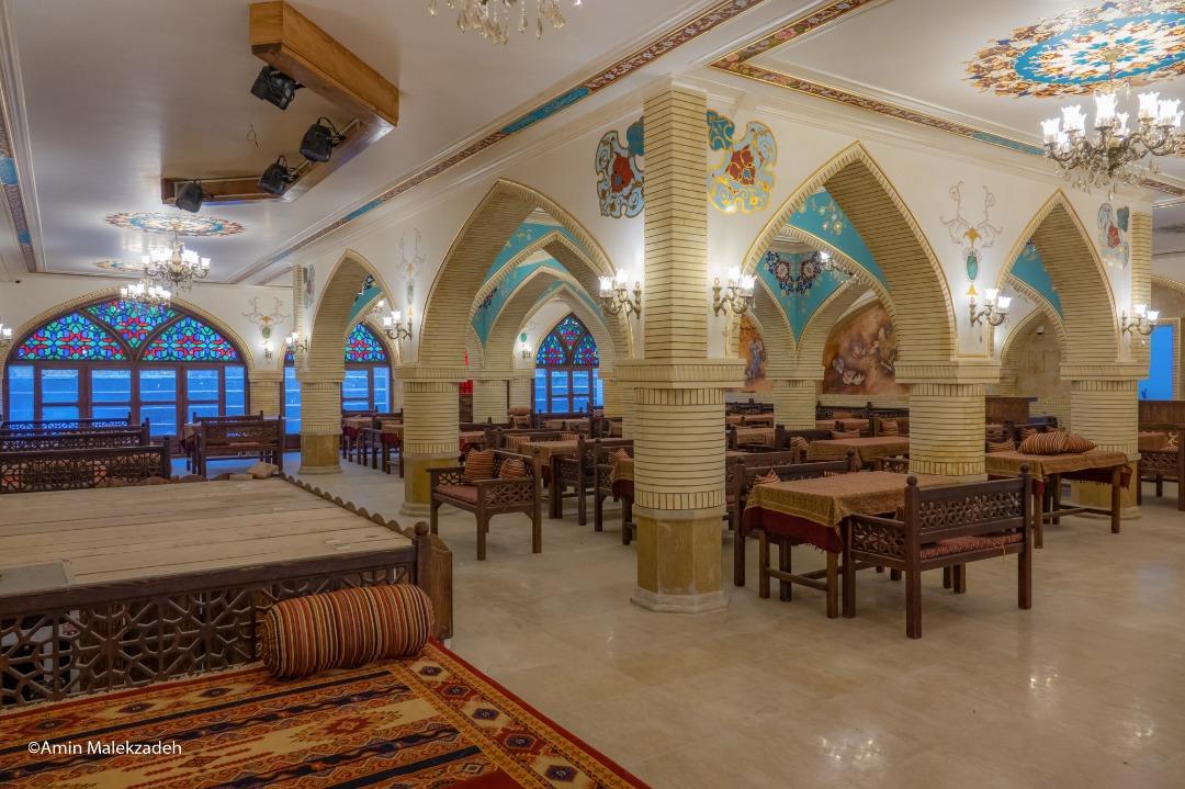 سوئیت 5تخته هتل آریانا شیراز