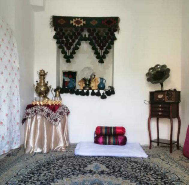 اجاره اقامتگاه بوم گردی ریزه گل در چناران