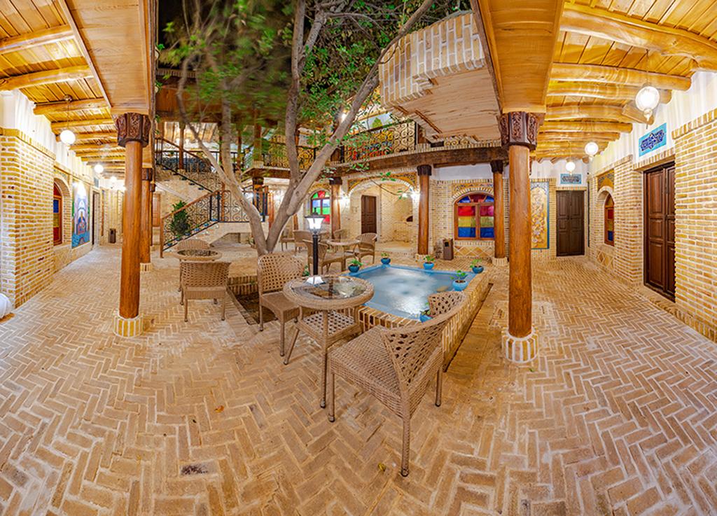 اقامتگاه سنتی زاک خرو در نیشابور