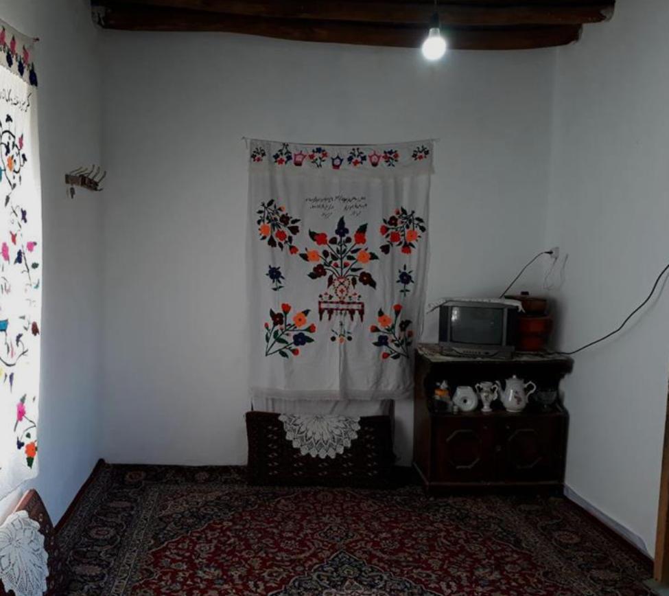 اقامتگاه بوم گردی پری رخ در فاروج