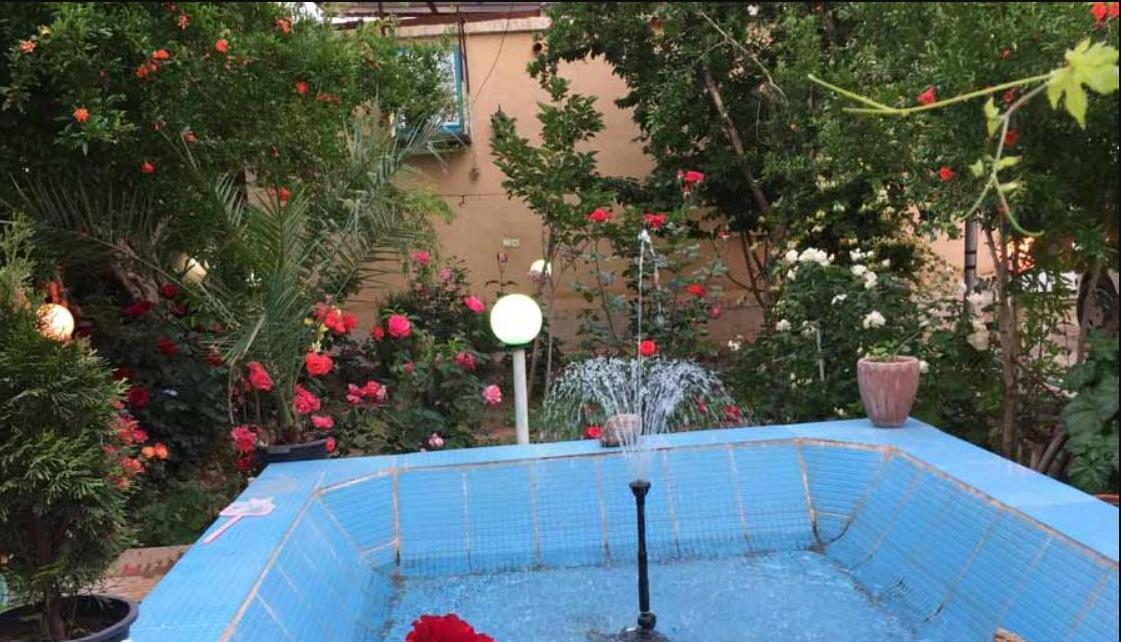 اقامتگاه بوم گردی دربست ماه بوم در ماهان