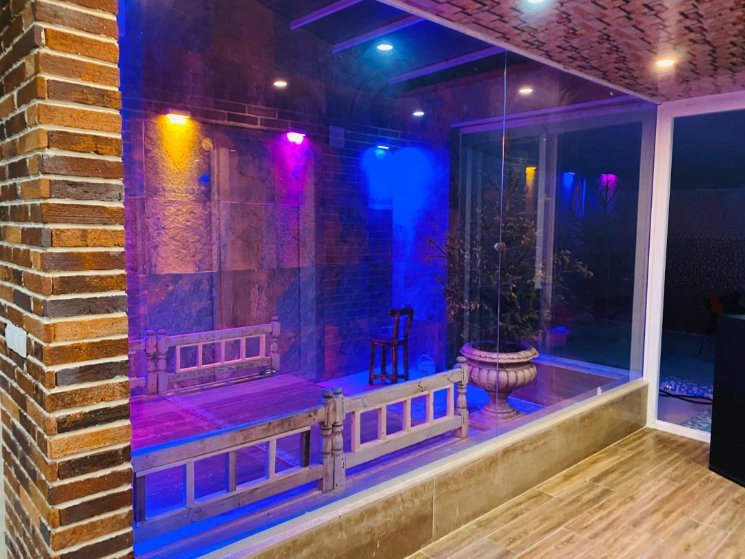 ویلا باغ لوکس با استخر سرپوشیده در بلوار کوهسار