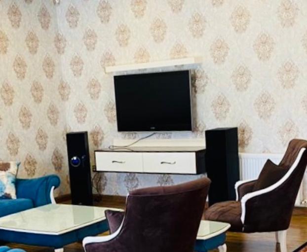 ویلا باغ لوکس با استخر سرپوشیده در بلوار کوهسار