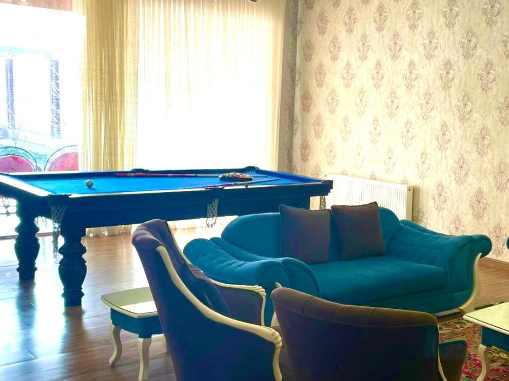 ویلا باغ لوکس با استخر سرپوشیده در بلوار کوهسار