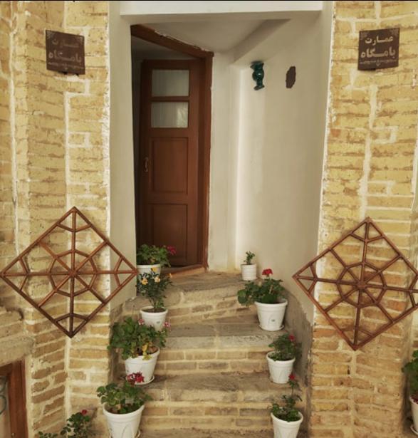 اقامتگاه بوم گردی عمارت بامگاه در کرمانشاه