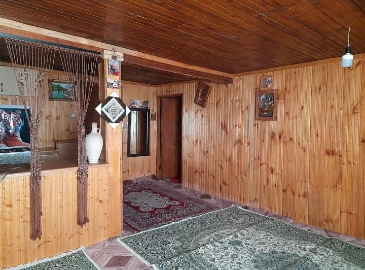 کلبه چوبی تالش درییلاق سوباتان چشم انداز زیبا