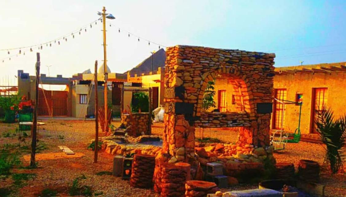 اقامتگاه بوم گردی میداف در پارسیان