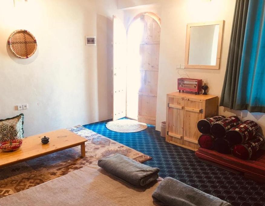 اقامتگاه بوم گردی گاروم زنگی در جزیره هنگام