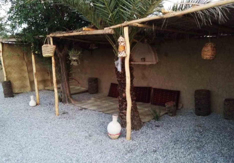 اقامتگاه بوم گردی زال بندرعباس