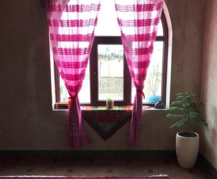 اقامتگاه بوم گردی نگارستان در خورموج