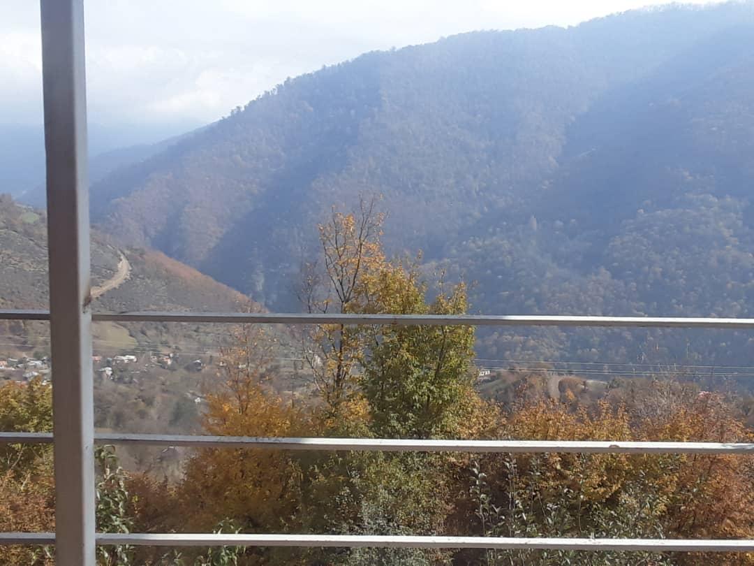 ویلای تراس دار با ویو جنگل و ابر ومه