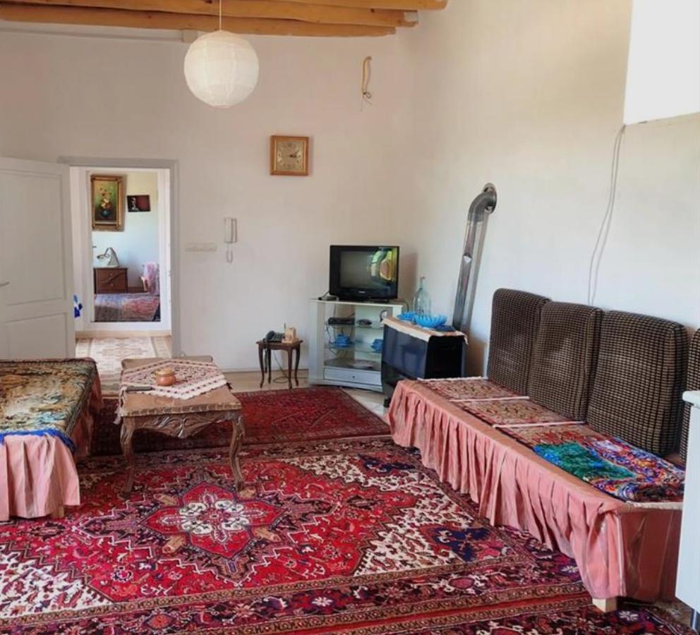 اقامتگاه بوم گردی میشاند در مرند