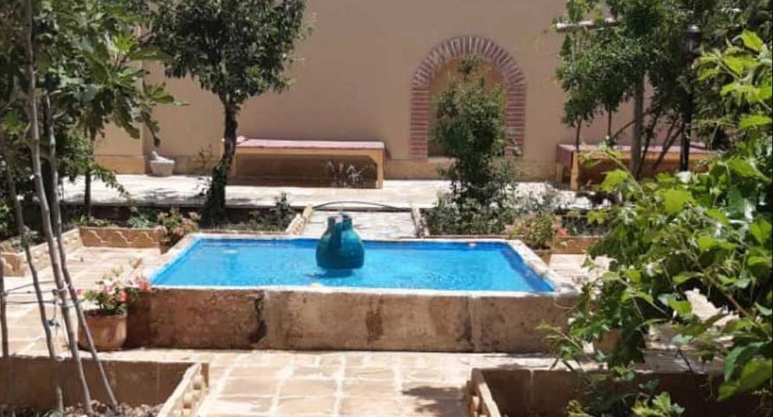 اقامتگاه بوم گردی خورزن در محلات