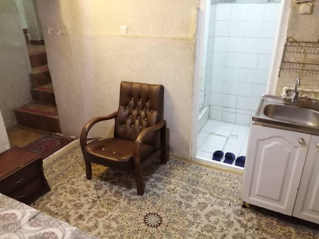 سوئیت 23 متری مستقل دربست در خیابان دانشگاه تهران