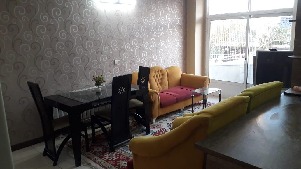 آپارتمان دو خواب طبقه اول در اصفهان