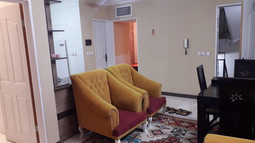 آپارتمان دو خواب طبقه اول در اصفهان