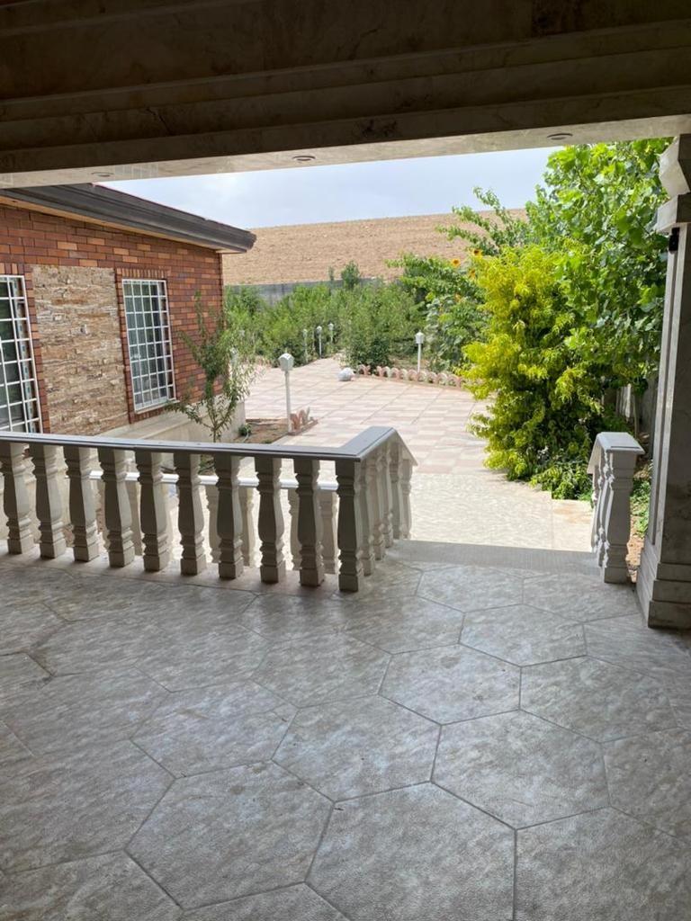 اجاره ویلا با استخر سرپوشیده کردان