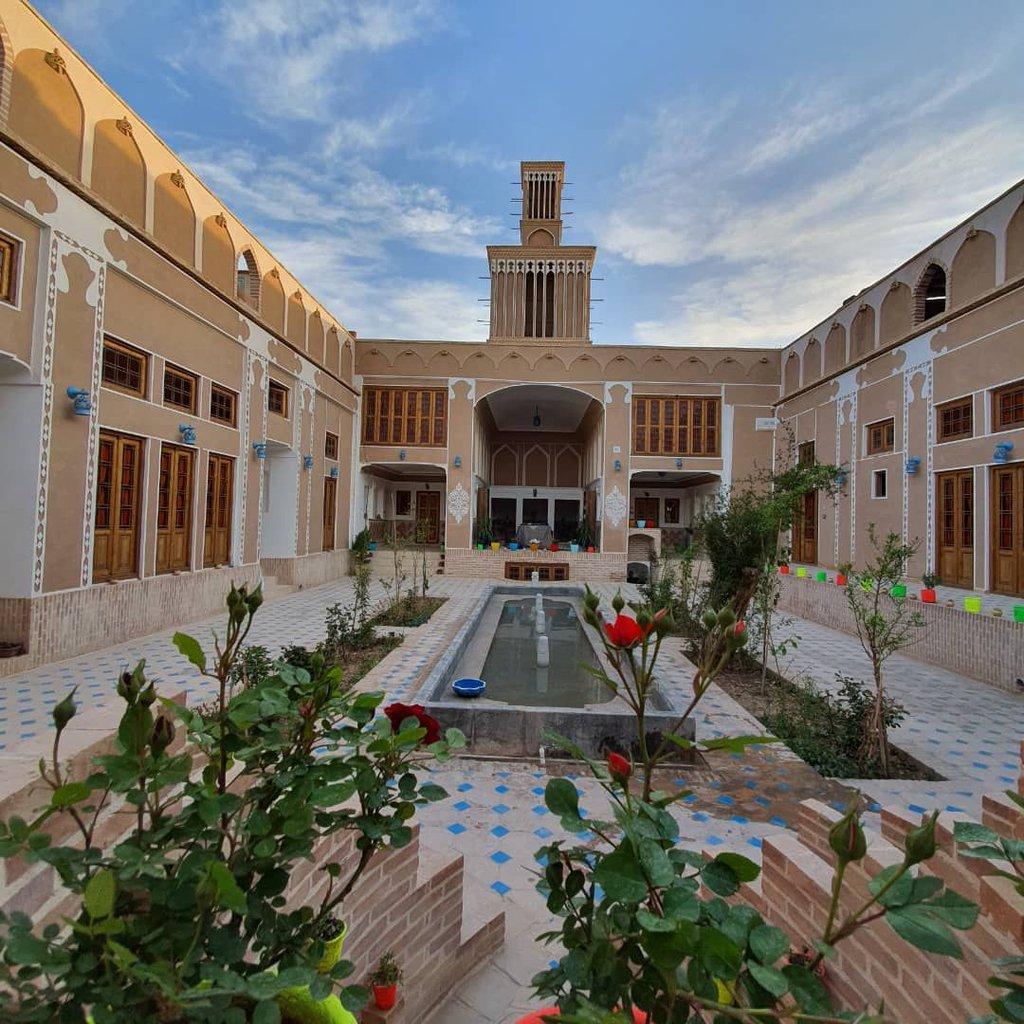 رزرو اتاق پرنیا اقامتگاه سنتی مالمیر