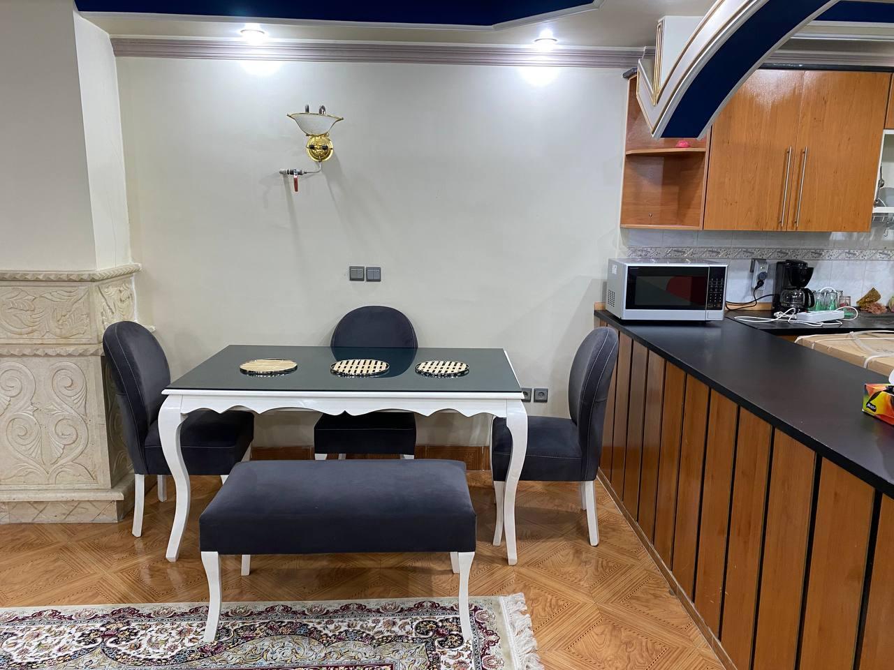 آپارتمان شیک سه خوابه در زرهی شیراز