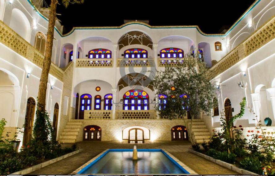 اجاره اتاق 2 تخته دبل در هتل اطلسی کاشان