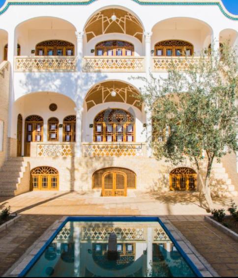 اجاره اتاق 2 تخته دبل در هتل اطلسی کاشان