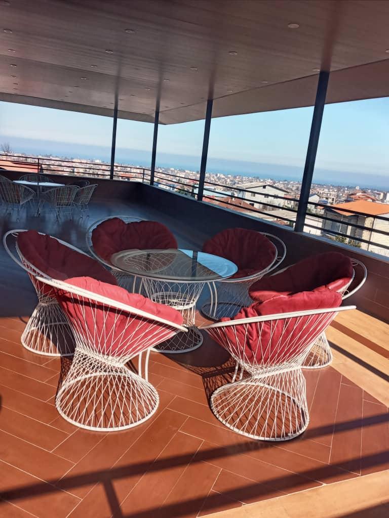 اجاره ویلا آپارتمان با تراس دلباز