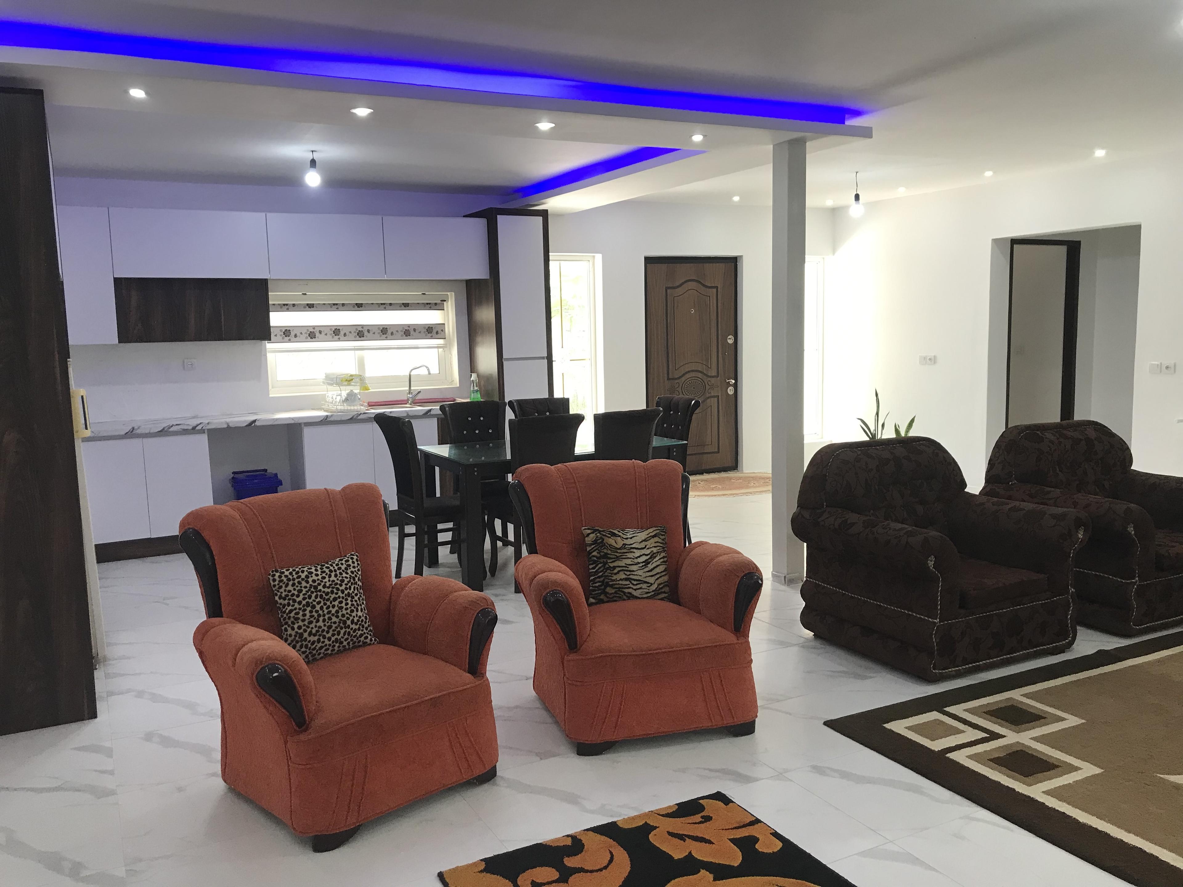 ویلا استخردار ساحلی حیاط دار در رستم رود