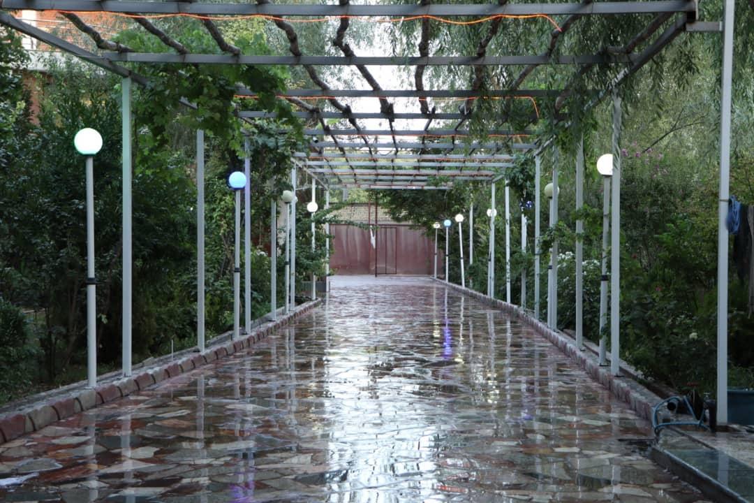 اجاره ویلا استخردار آبگرم باغ بهادران