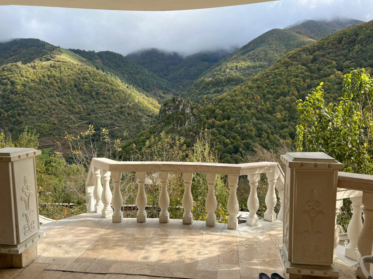 رزور ویلا جنگلی استخردار در گردنه حیران