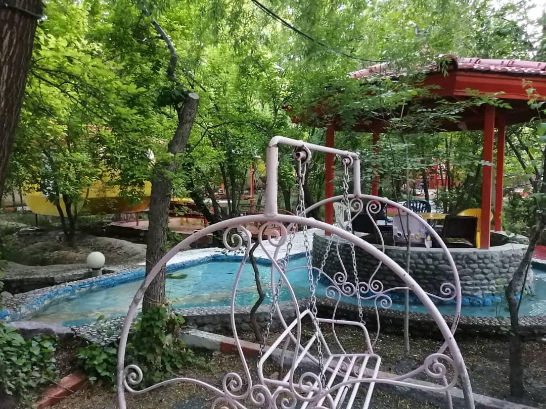 ویلا لوکس در باغ بهادران با استخر آبگرم