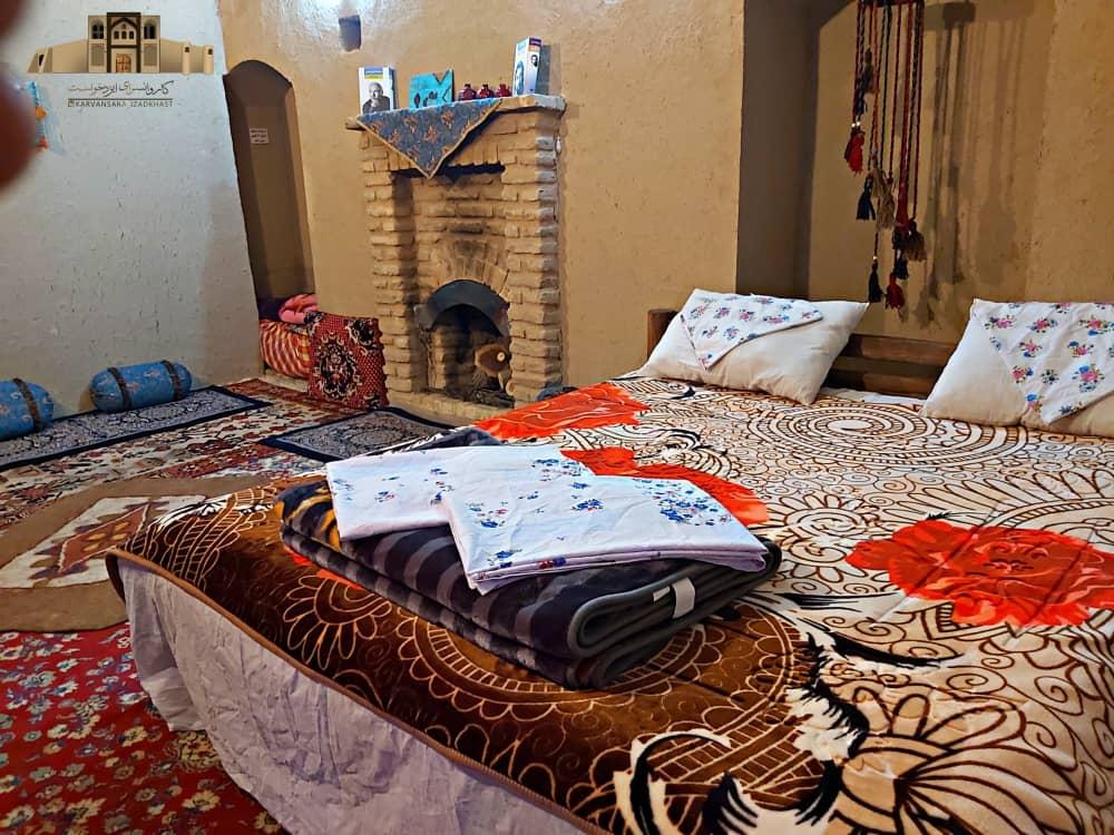 اقامتگاه بومگردی شاه عباسی ایزدخواست