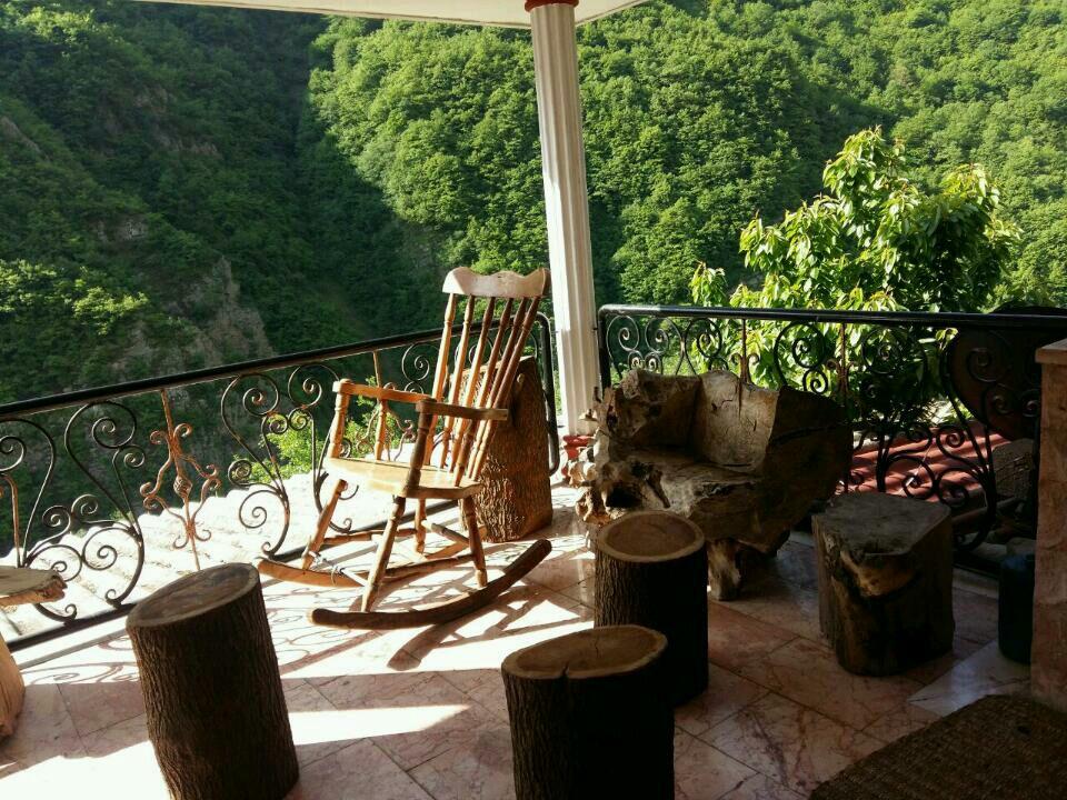 اجاره ویلا رودخانه تنکابن ییلاقی جنگلی