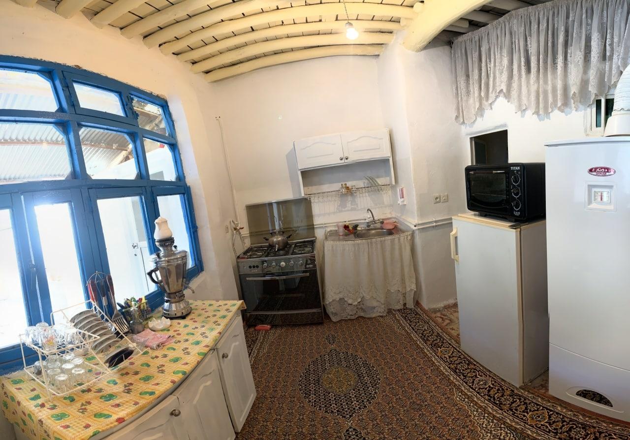 اقامتگاه طوبی در روستای خانقاه پاوه