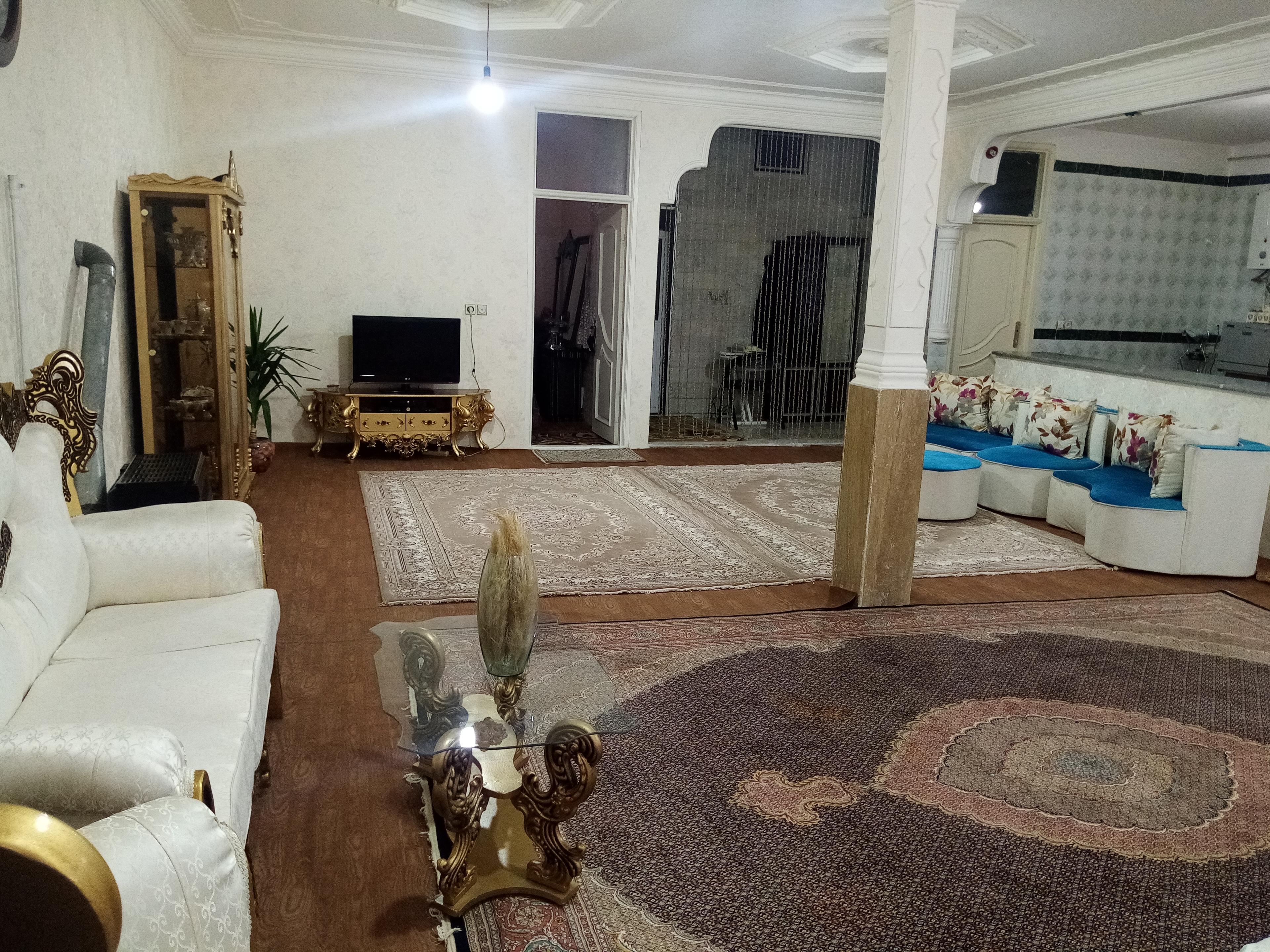 اجاره منزل  ویلایی همکف باپارکینگ در اردبیل