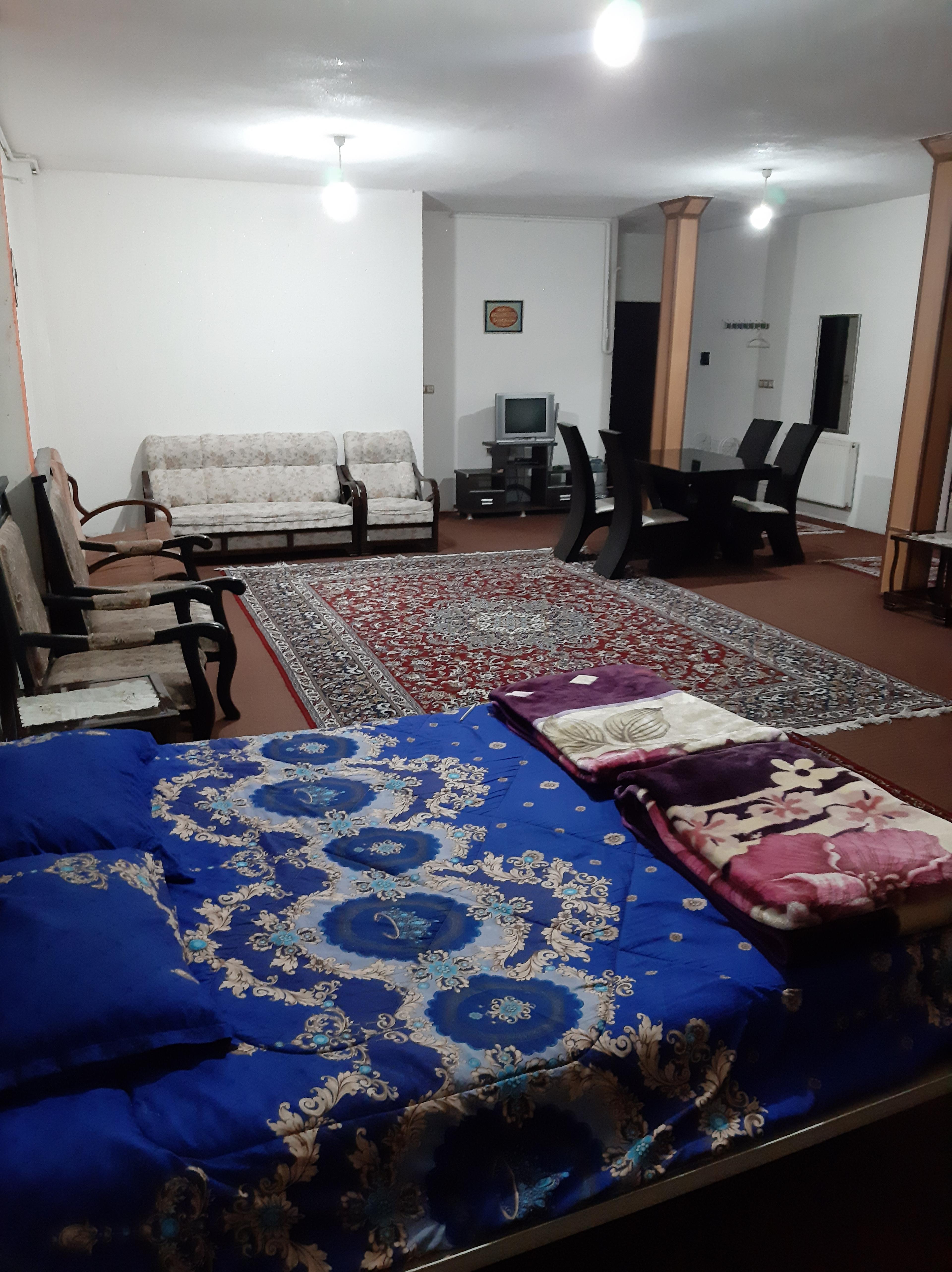 سوئیت دو خوابه تمیز در ملایر همدان