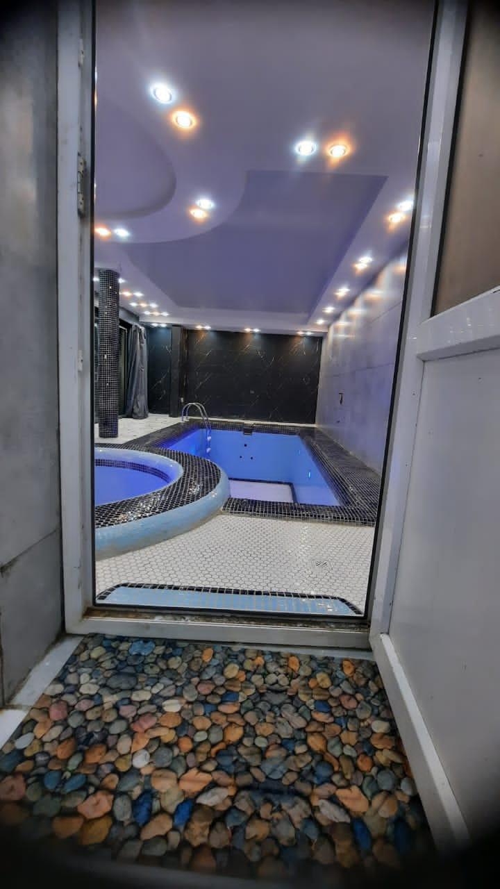 ویلا با استخر و جکوزی باغ بهادران