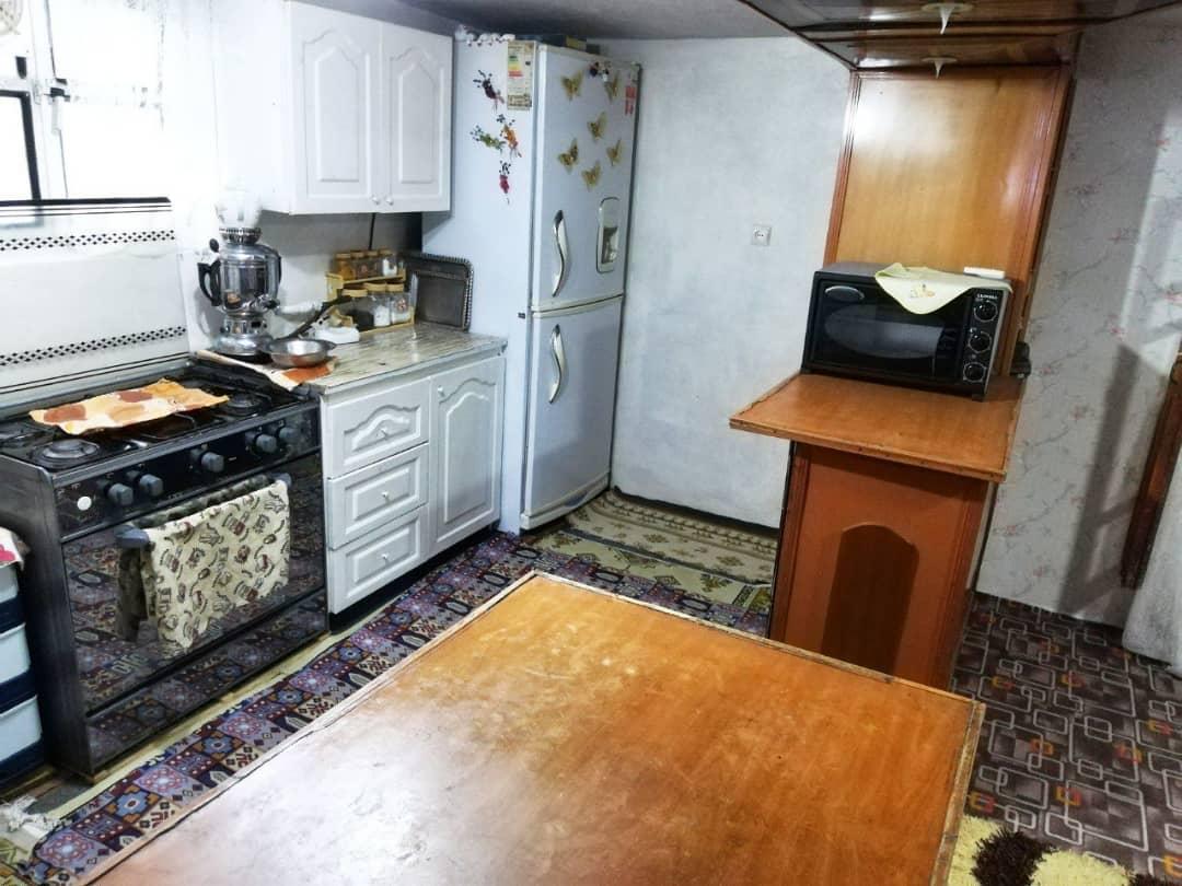 خانه مادربزرگه با کلبه درختی در ساحل لیسار تالش