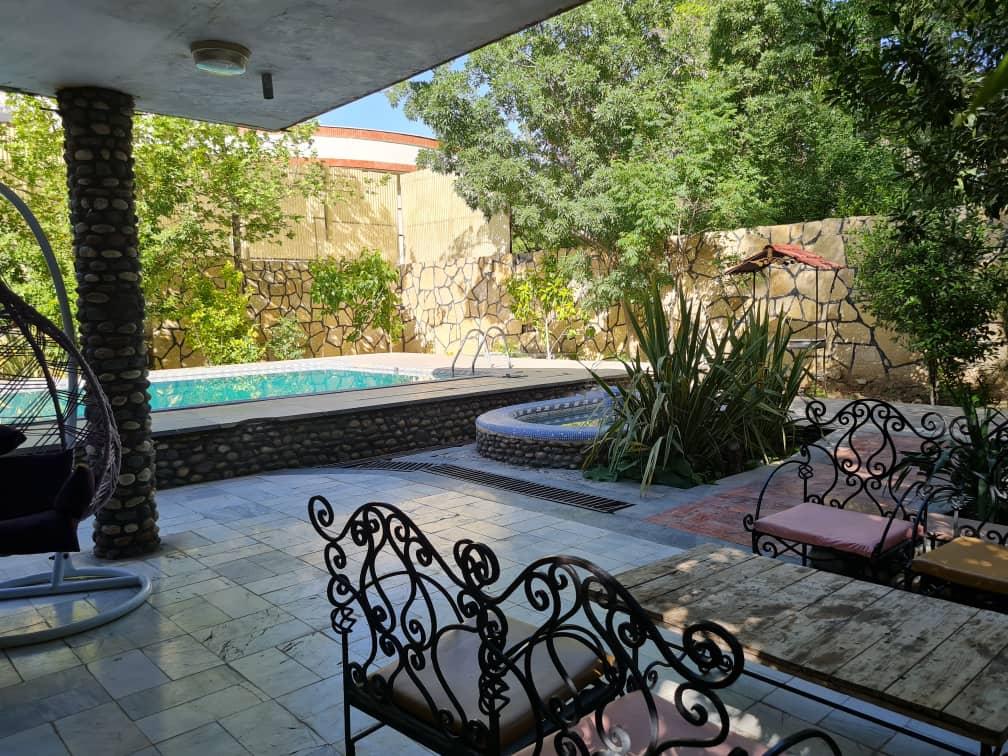 ویلای دوبلکس دربست استخر دار در باغ بهادران