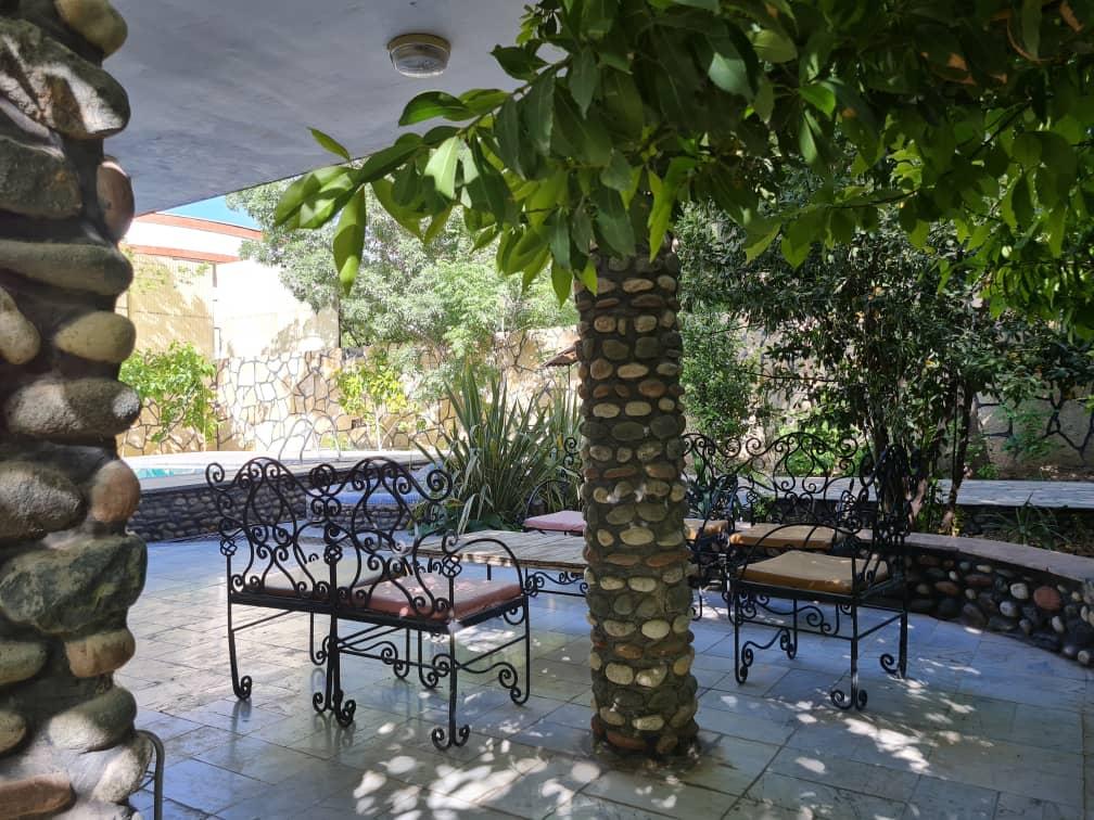 ویلای دوبلکس دربست استخر دار در باغ بهادران