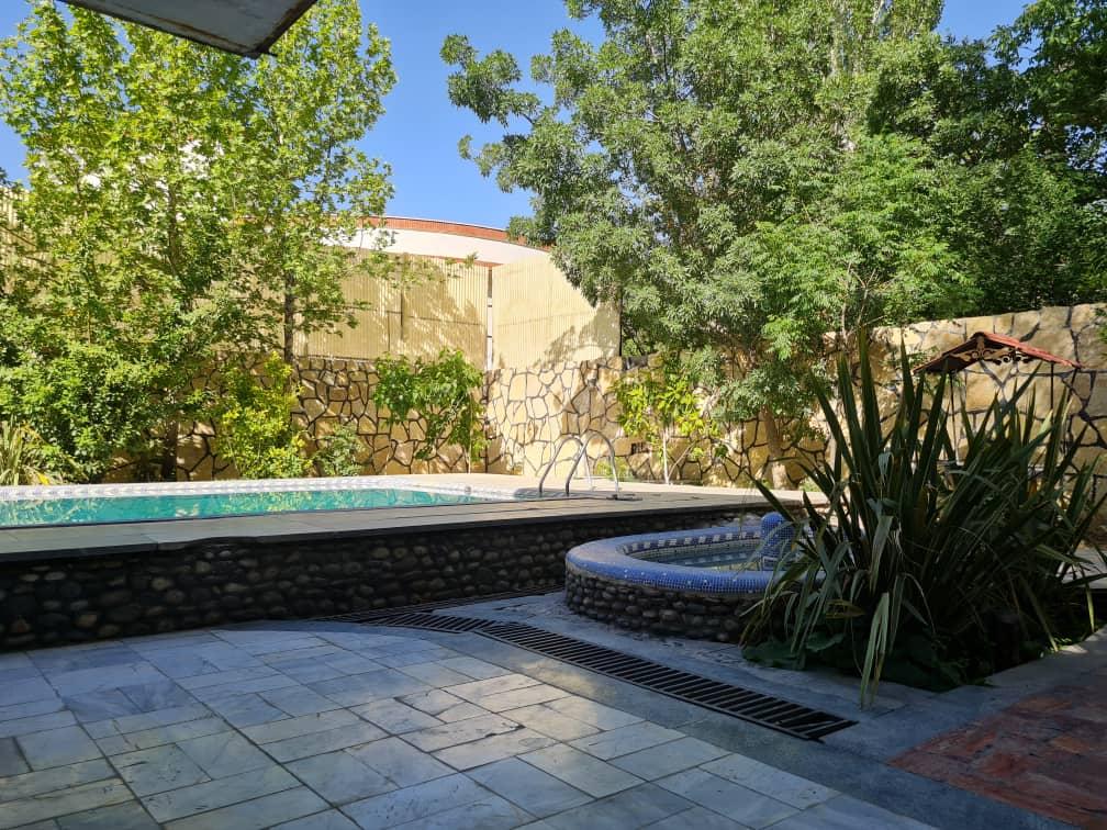 ویلای دوبلکس دربست استخر دار در باغ بهادران