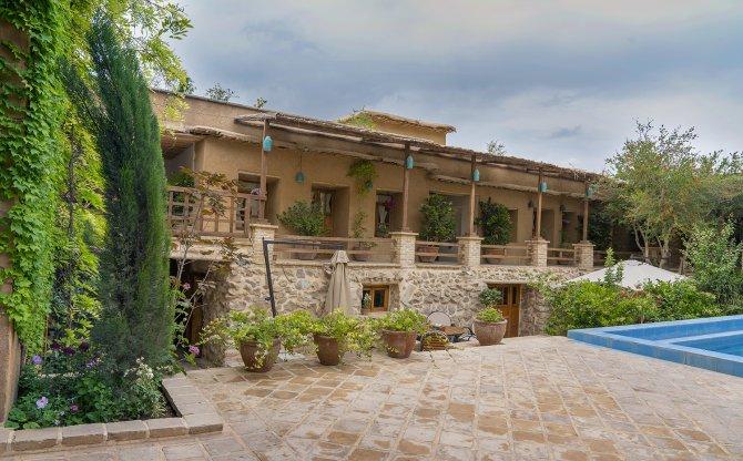 رزرو روزانه اتاق دو تخته تویین در مرودشت