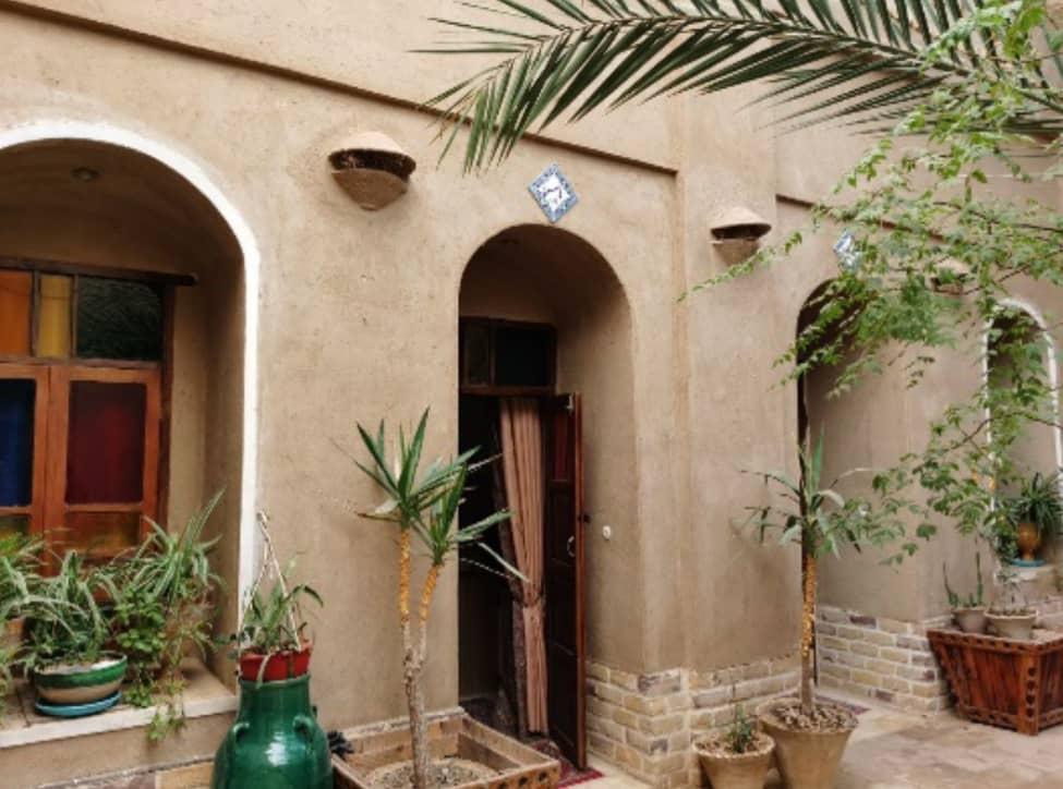 رزرو سوئیت دو تخته دبل در خور و بیابانک