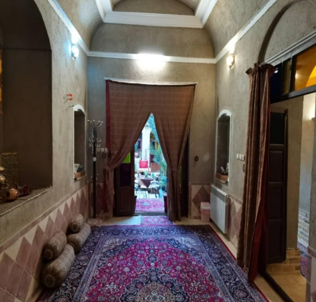 رزرو اتاق بومگردی در خور و بیابانک