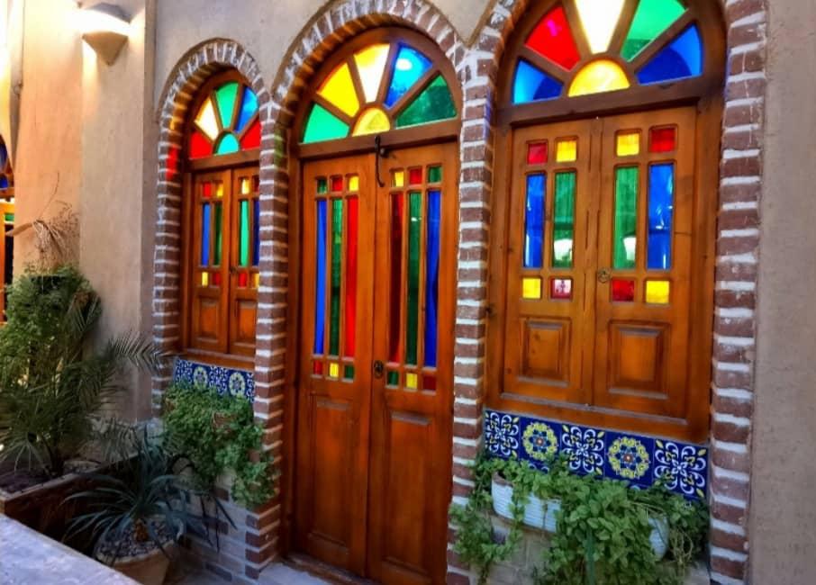 رزرو روزانه اتاق در خور و بیابانک